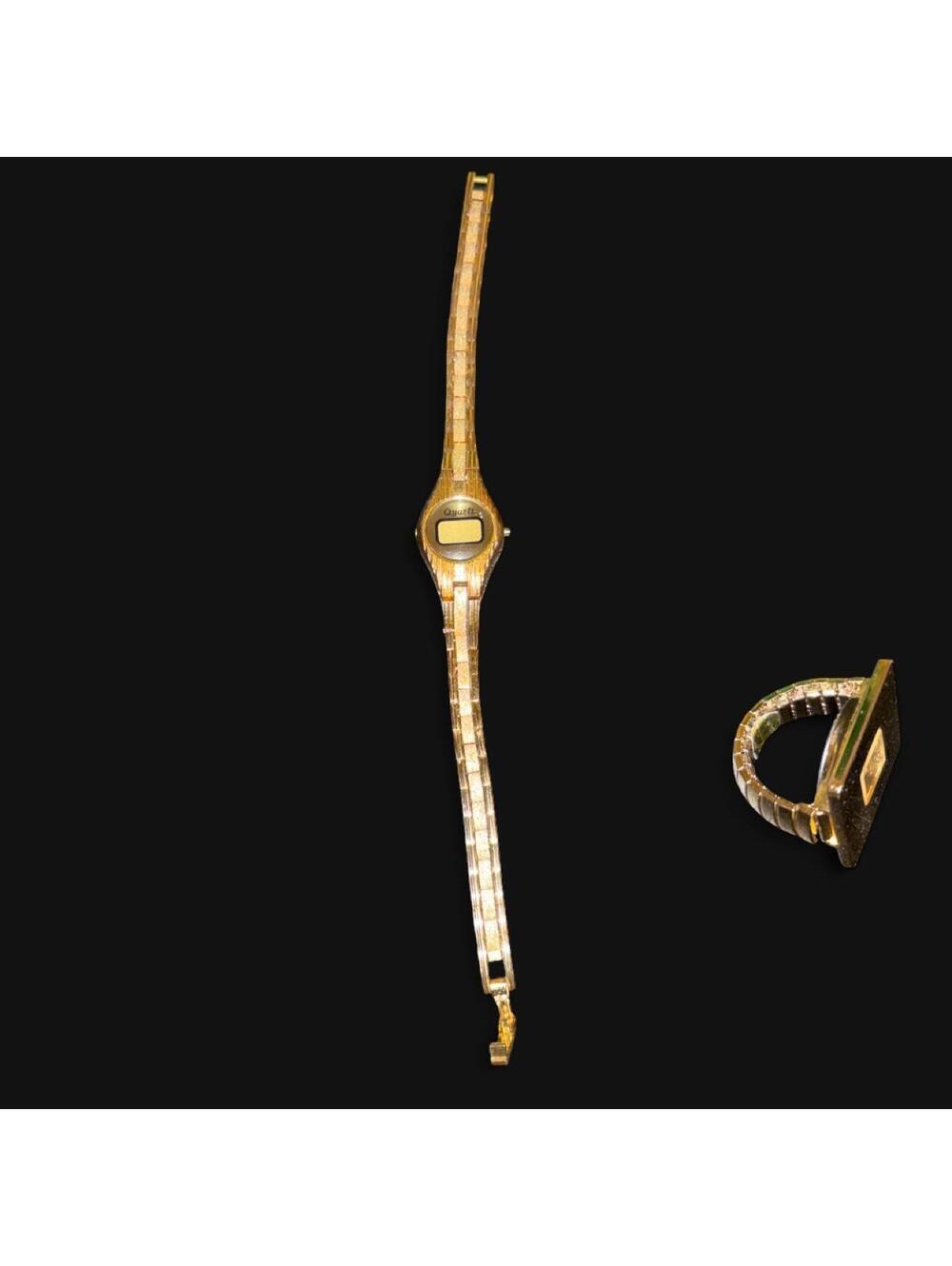 Vintage quartz Gold digital watch with gold-colored digital display